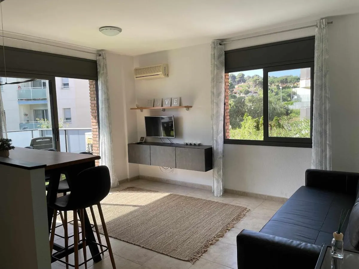 Solàrium con terraza a 5 minutos de la playa recientemente renovado Apartamento Girona 0*,